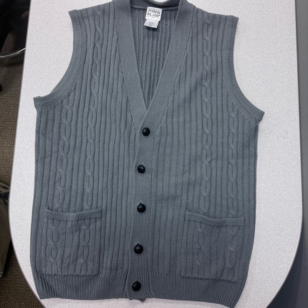 2 -John Blair Gray & Black Cable Knit‎ Vests